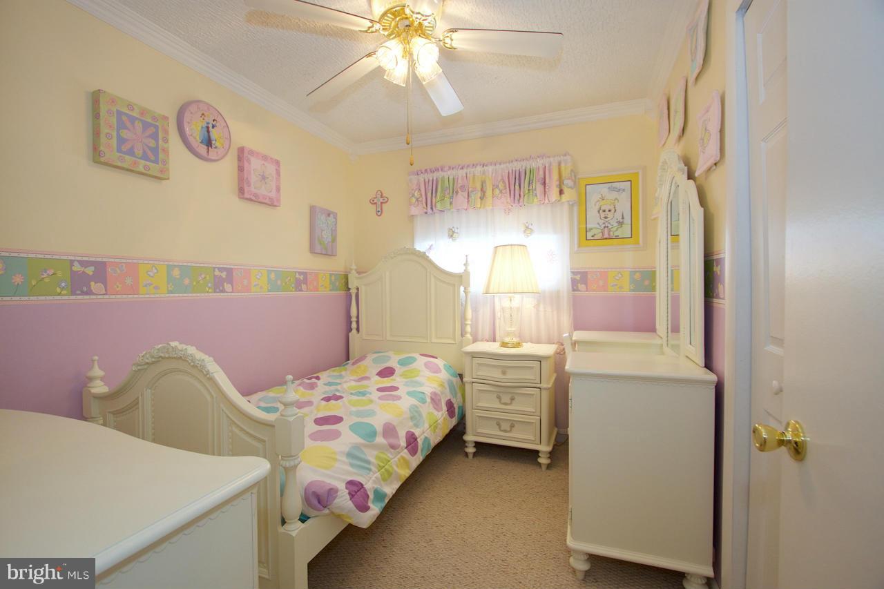 527 Crisfield Road Baltimore, MD 21220 - Photo 15 of 30 Bedroom