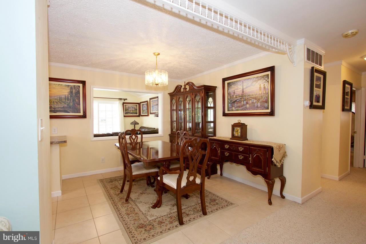 527 Crisfield Road Baltimore, MD 21220 - Photo 3 of 30 Dining Room