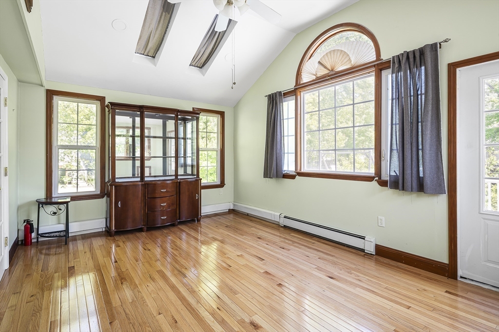 12 Concord Road Shrewsbury, MA 01545 - Photo 12 of 25 Gallery Image 12