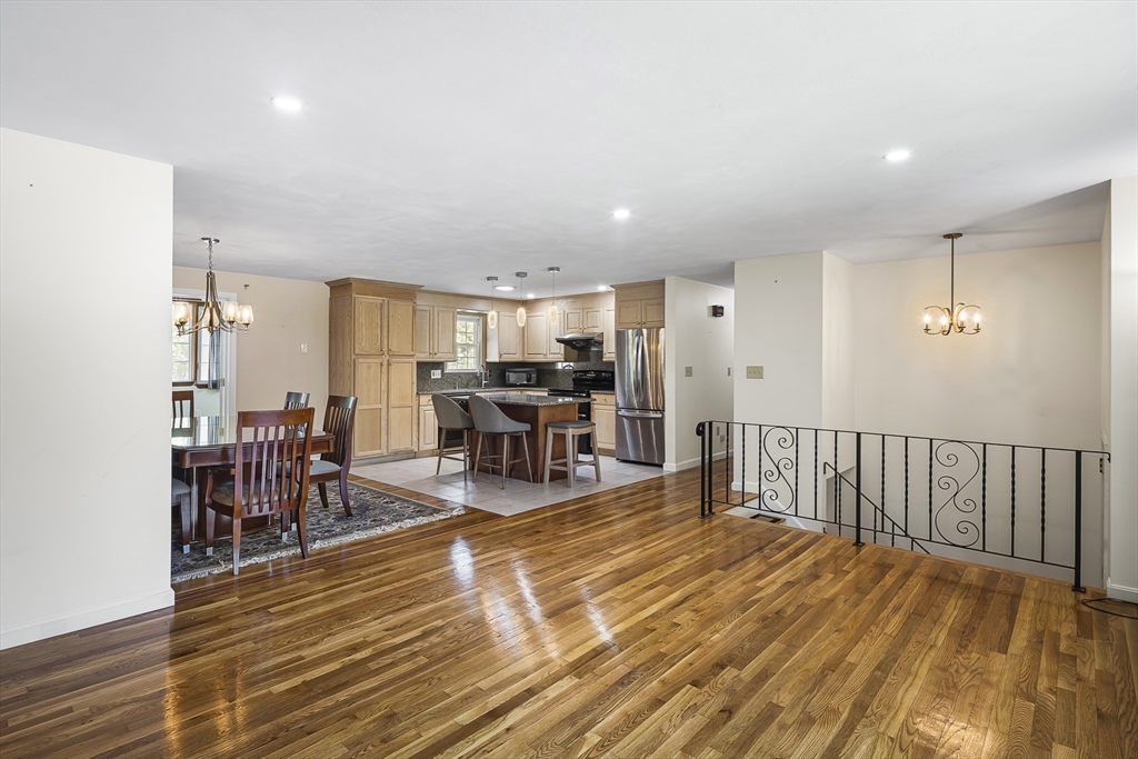 12 Concord Road Shrewsbury, MA 01545 - Photo 3 of 25 Gallery Image 3