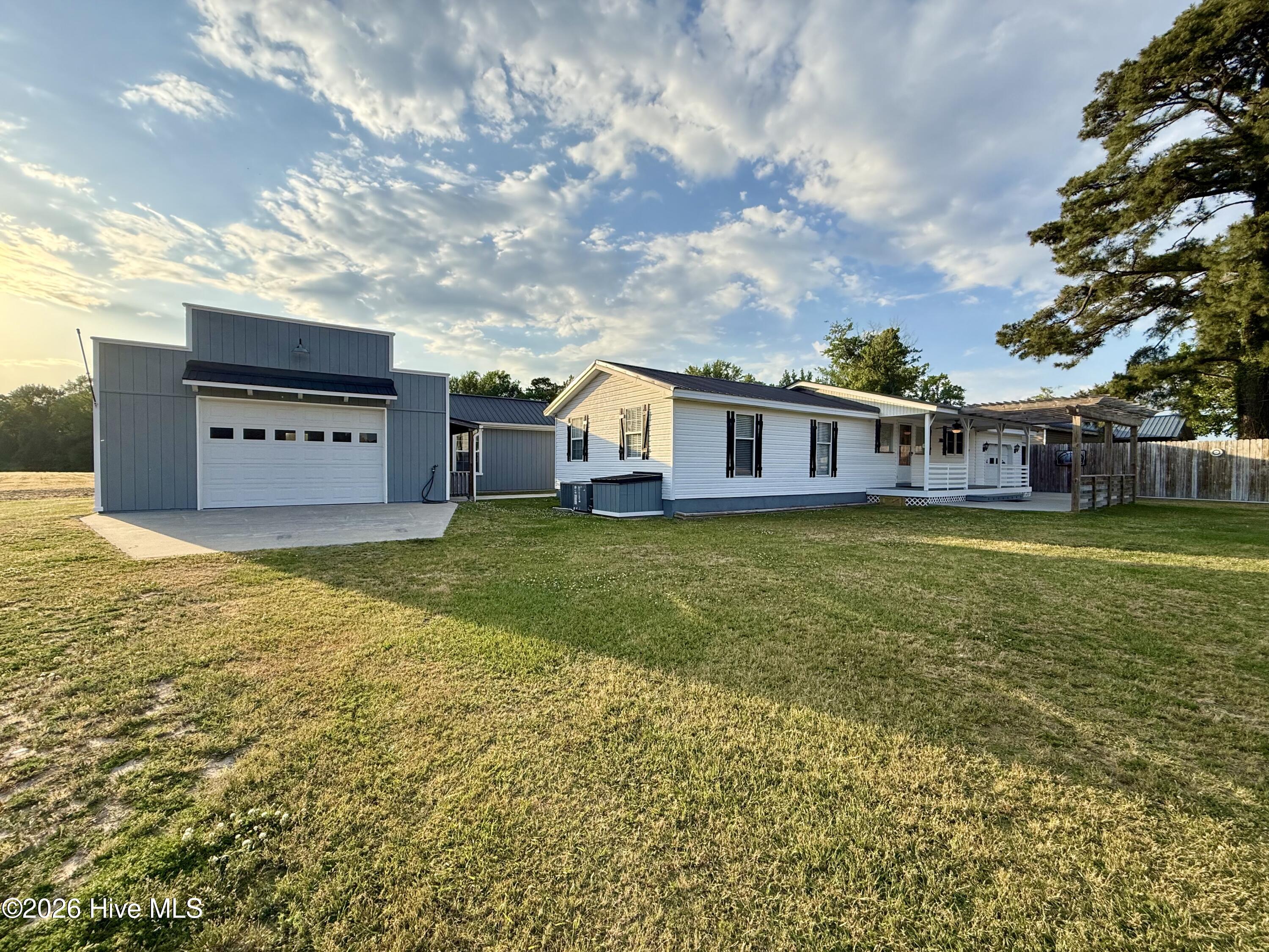 2714 Harrison Road Williamston, NC 27892 - Photo 1 of 78 Front of Property