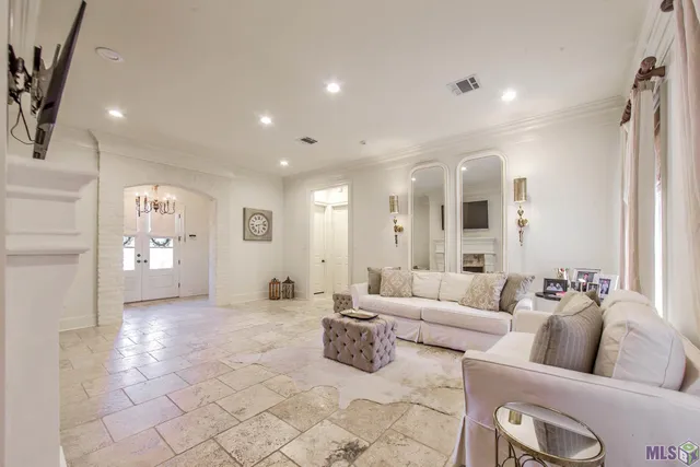 $718,000 | 133 Rue Saint Rachel, Houma, LA 70360