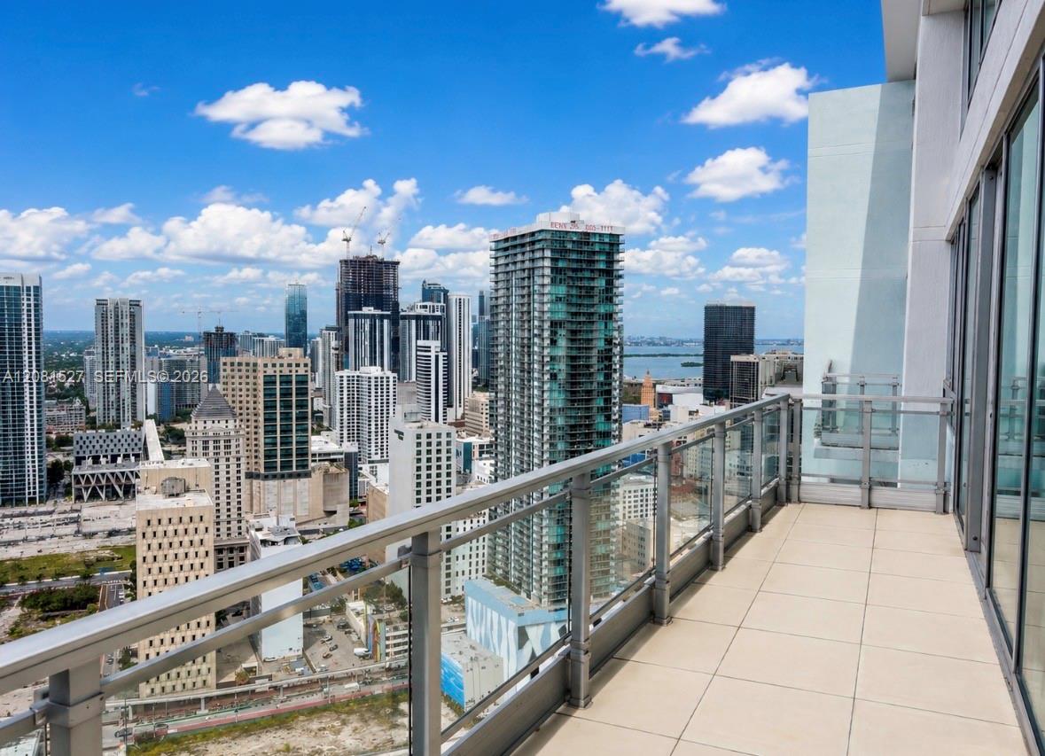 90 Southwest 3rd Street, Unit PH08 Miami, FL 33130 - Photo 1 of 14 Gallery Image 1
