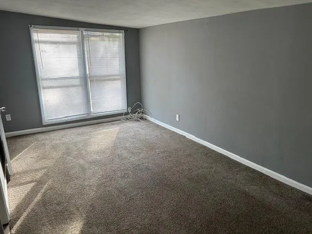 $1,800 | 418 Holly Drive Southeast, Atlanta, GA 30354