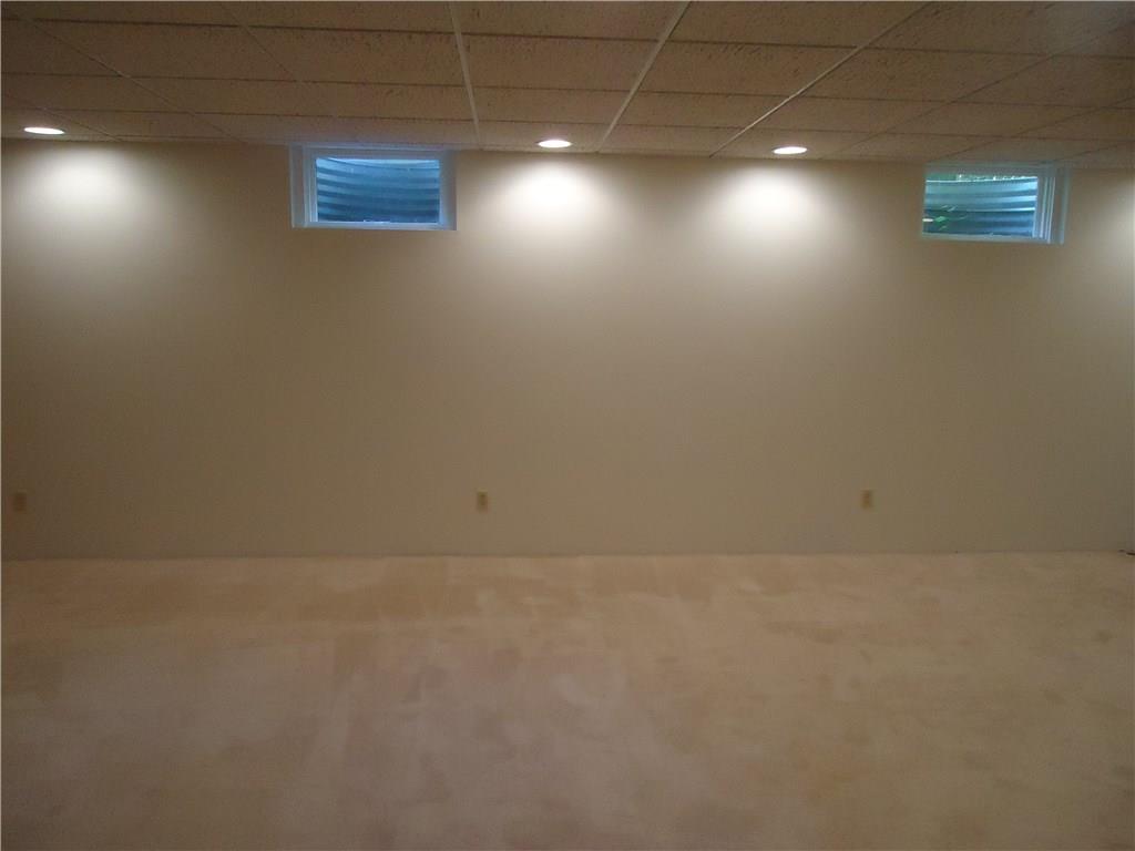 105 Parise Road Pittsburgh, PA 15221 - Photo 19 of 23