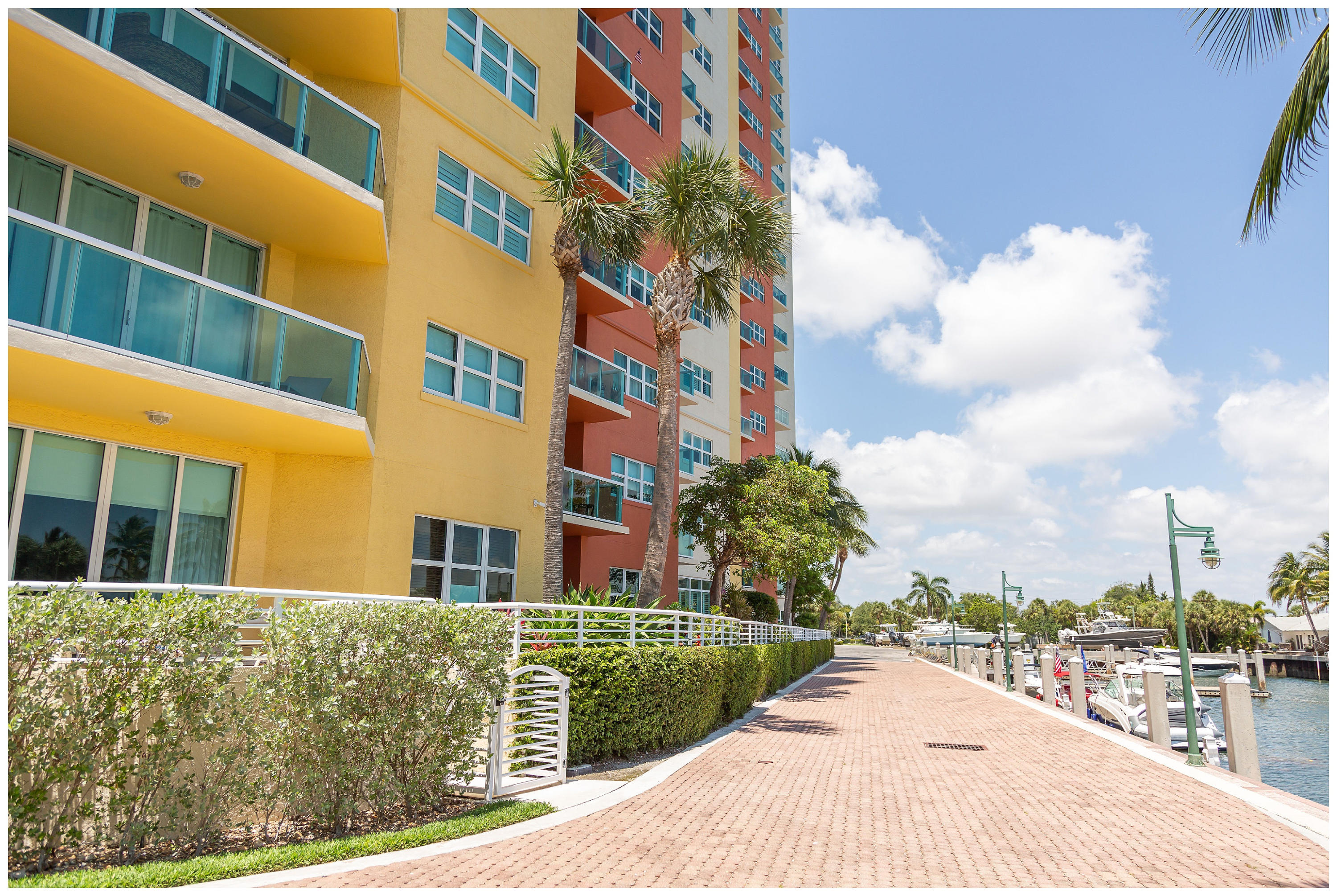 2650 Lake Shore Drive, Unit 2105 Riviera Beach, FL 33404 - Photo 17 of 47 2019-06-03_0003
