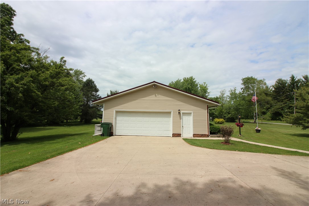 5490 Chapin Road Madison, OH 44057 - Photo 30 of 33