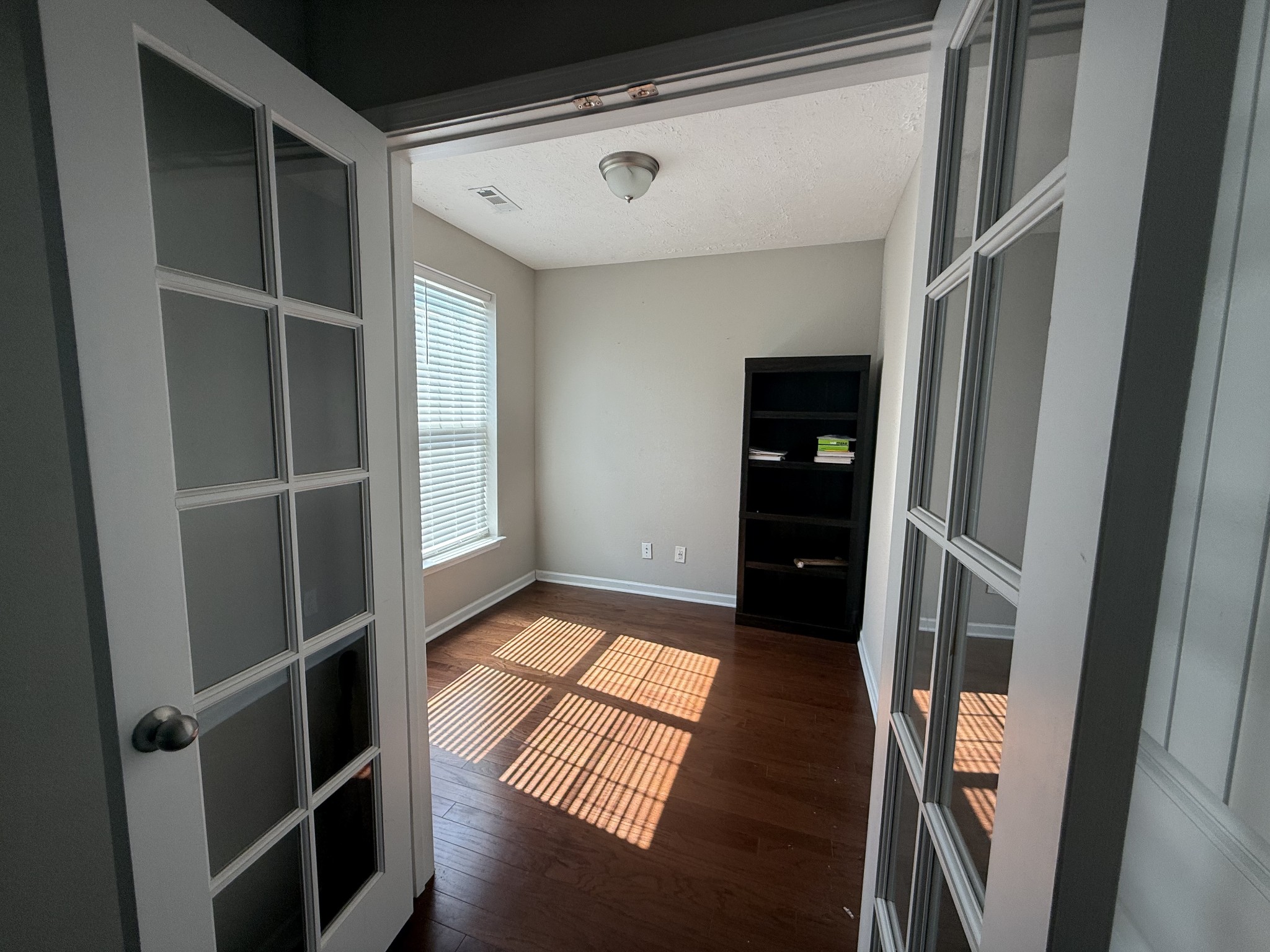 146 Ramsden Avenue La Vergne, TN 37086 - Photo 6 of 11 a view of closet area