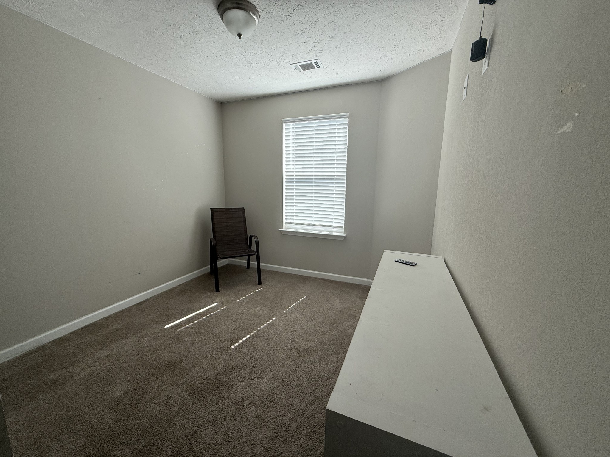 146 Ramsden Avenue La Vergne, TN 37086 - Photo 7 of 11 a view of a room with windows