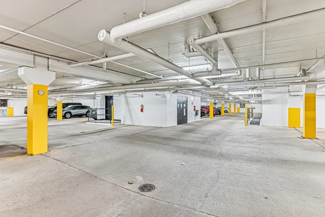 $249,000 | 3415 Vollmer Road, Unit 308, Flossmoor, IL 60422