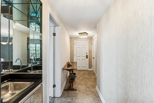 $249,000 | 3415 Vollmer Road, Unit 308, Flossmoor, IL 60422