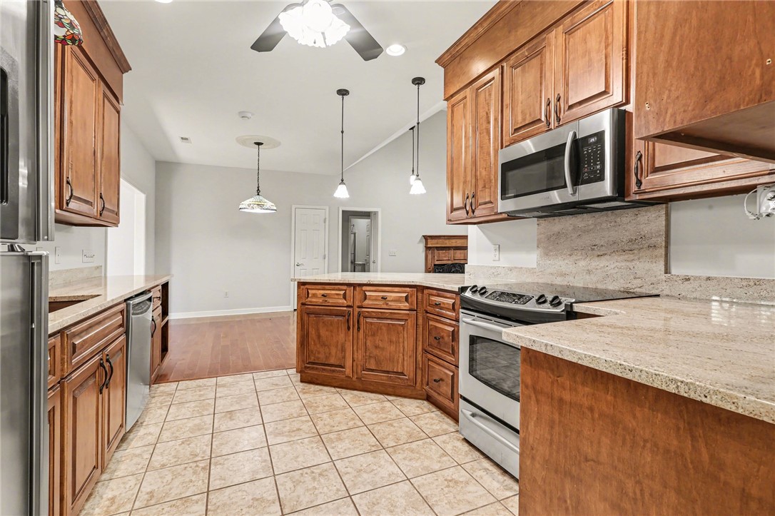 109 Oak Crest Circle Seneca, SC 29672 - Photo 13 of 42