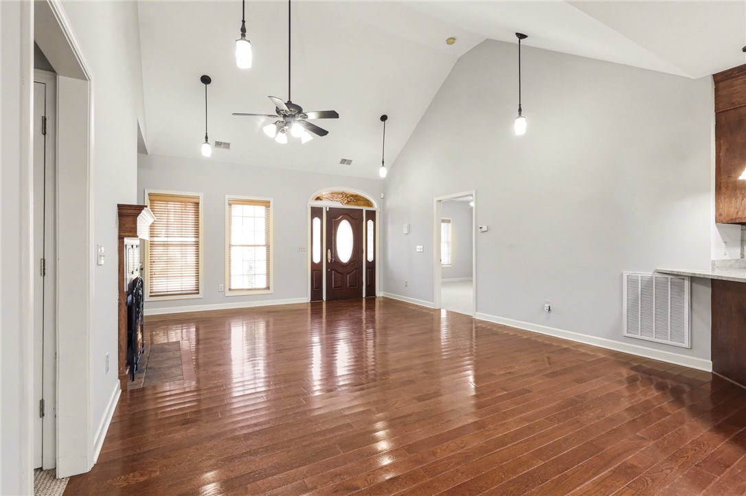 109 Oak Crest Circle Seneca, SC 29672 - Photo 10 of 42