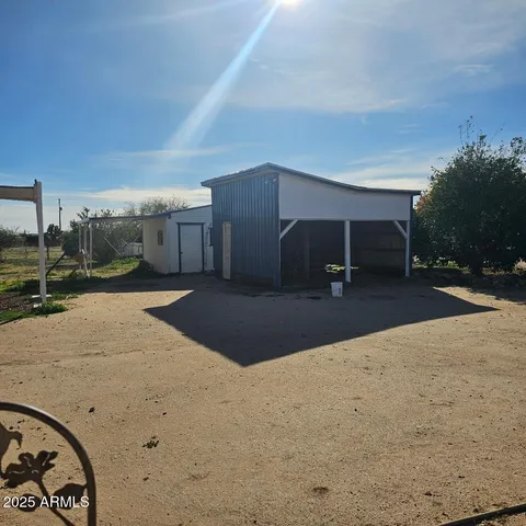 $205,000 | 22855 Sunset Lane, Congress, AZ 85332