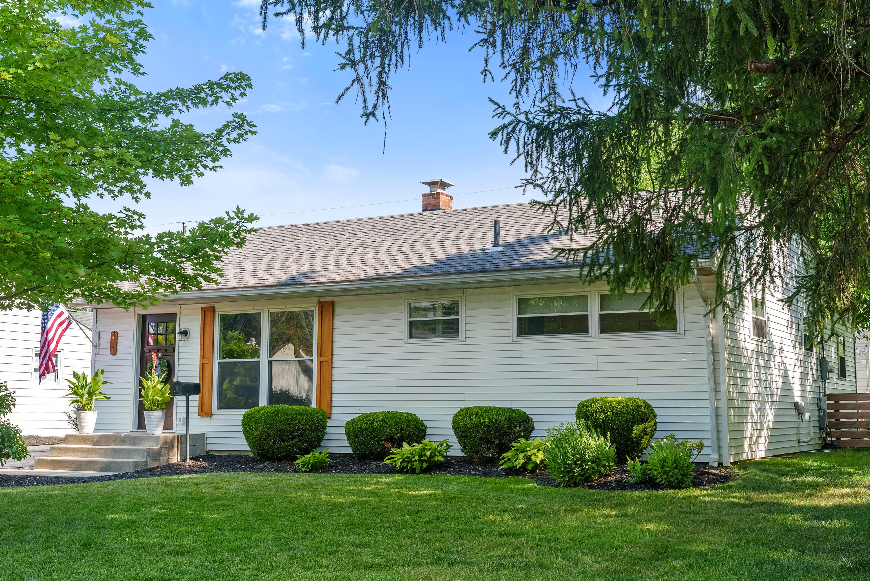 2254 Shrewsbury Road Columbus, OH 43221 - Photo 40 of 40 Exterior