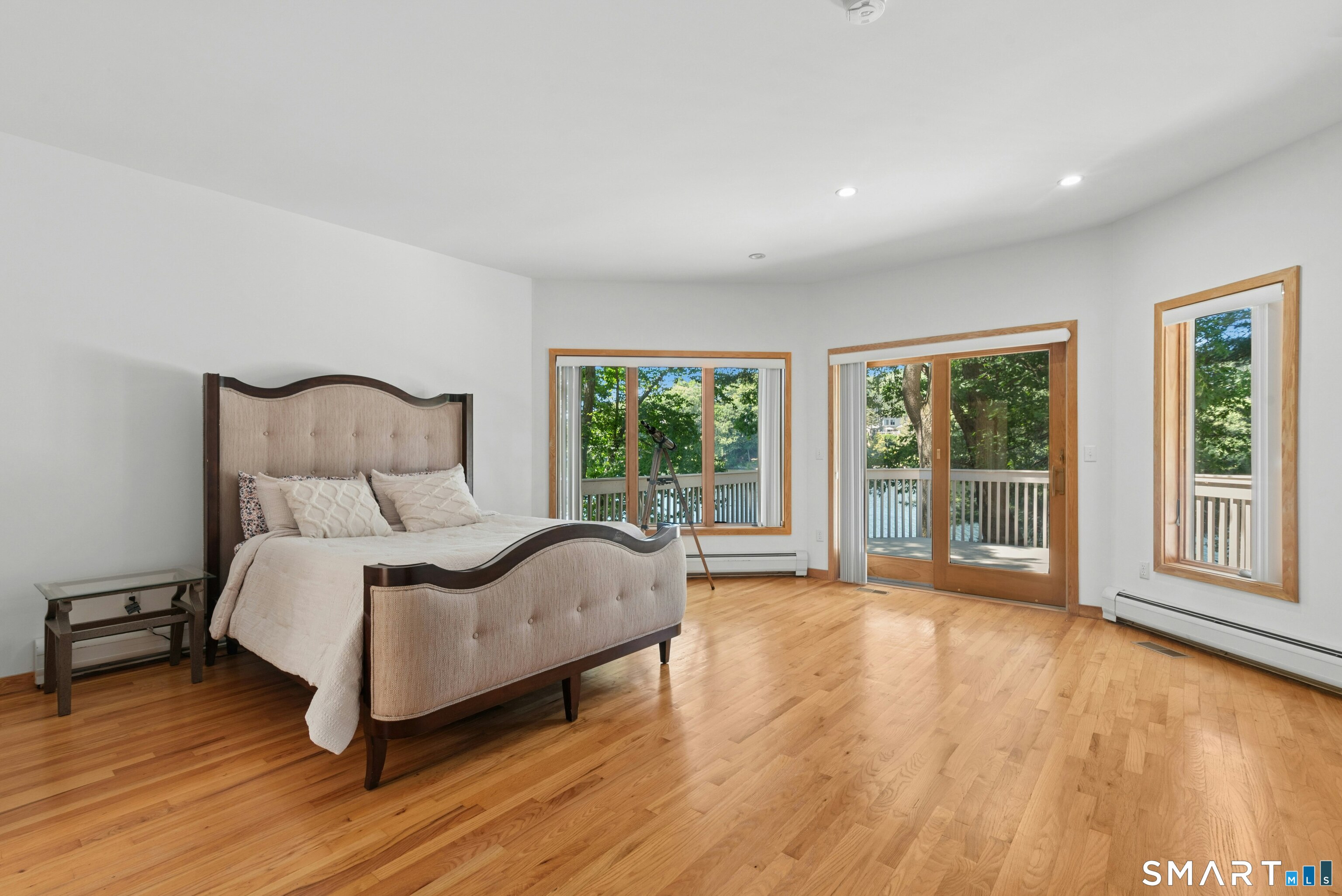 141 Canoe Brook Road Trumbull, CT 06611 - Photo 17 of 40