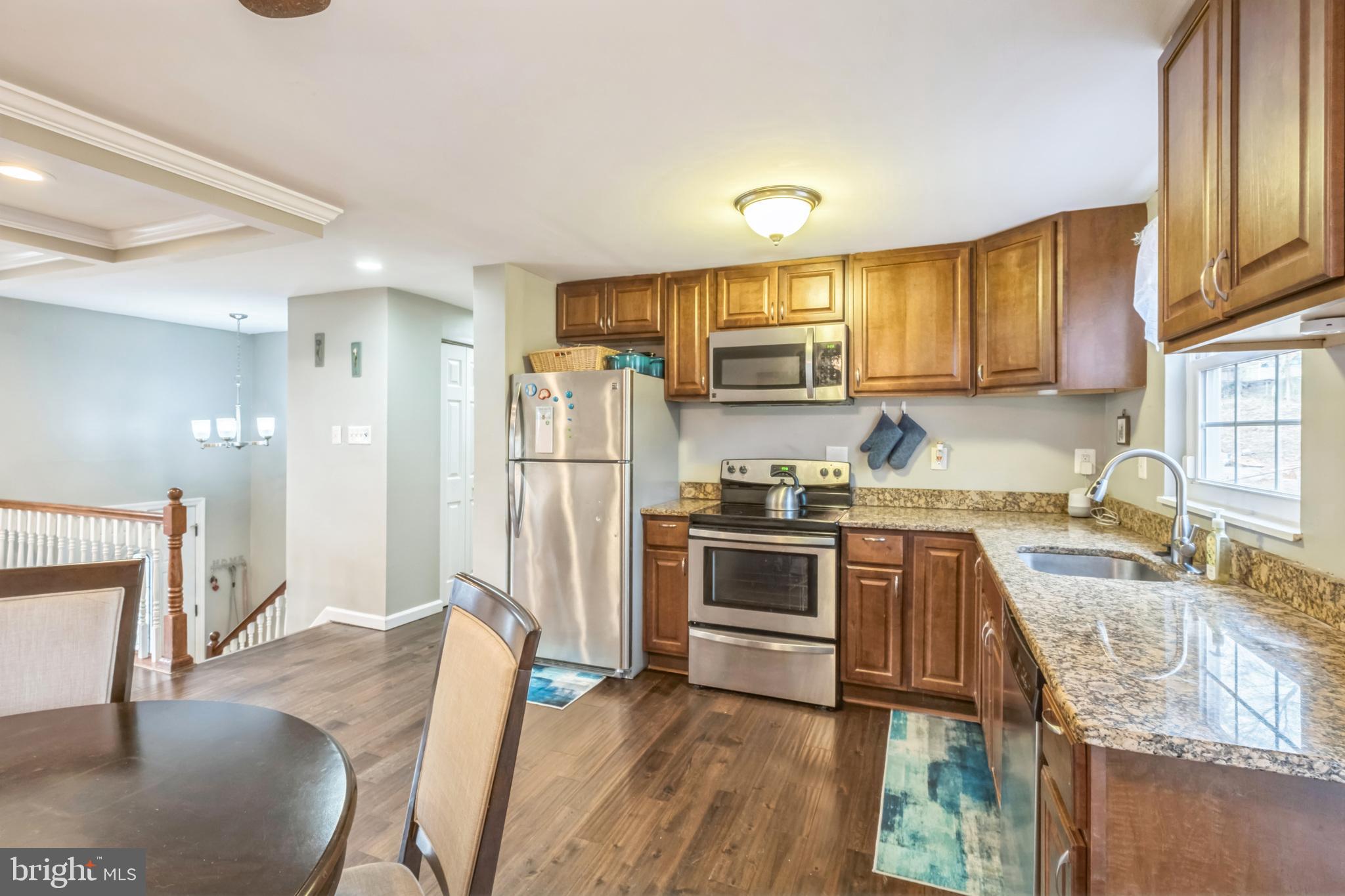 12702 Applecross Drive Clinton, MD 20735 - Photo 8 of 27