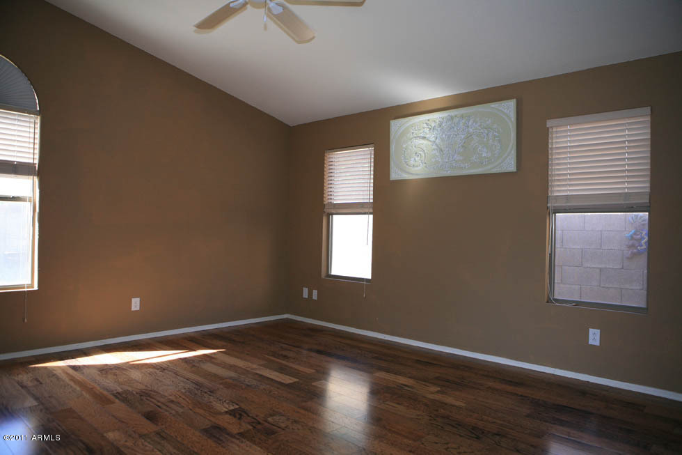 4711 East Weaver Road Phoenix, AZ 85050 - Photo 17 of 24 Master Bedroom