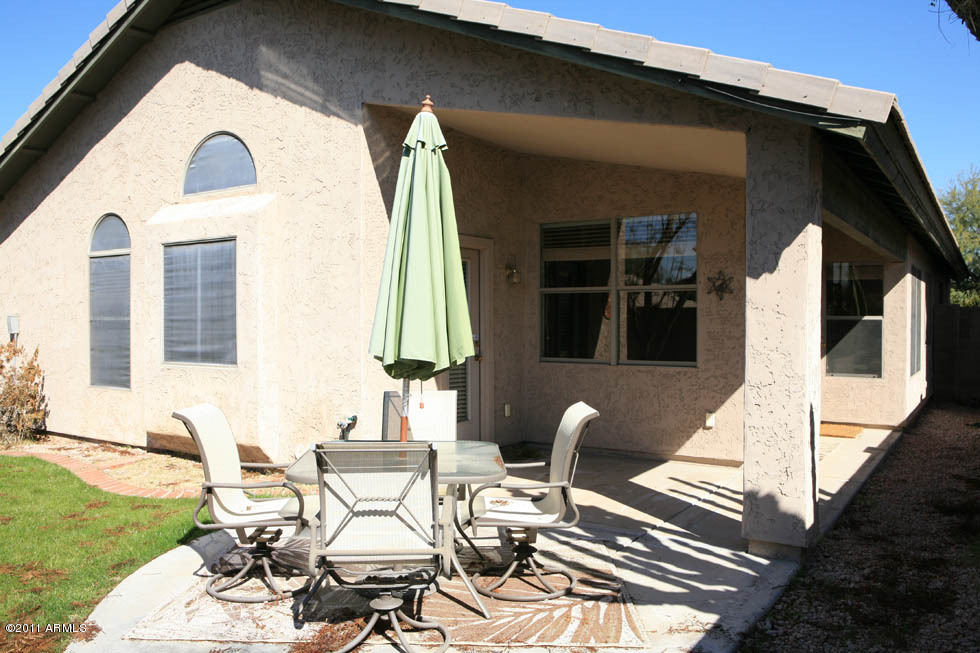 4711 East Weaver Road Phoenix, AZ 85050 - Photo 22 of 24 Patio