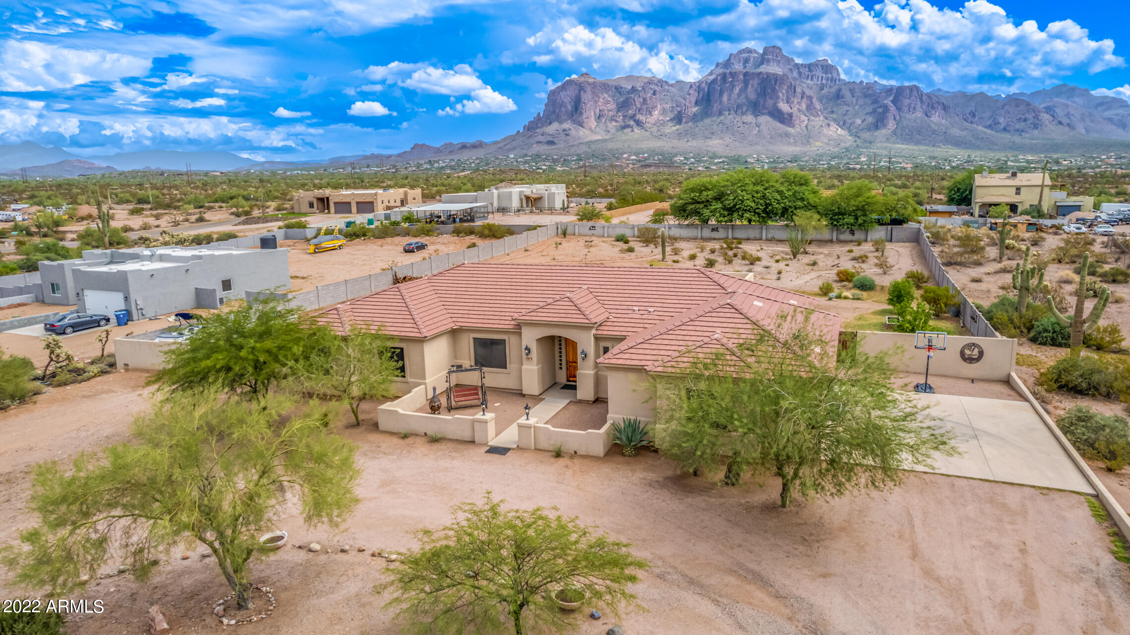 1879 North Hilton Road Apache Junction, AZ 85119 - Photo 7 of 89 06 - Hilton