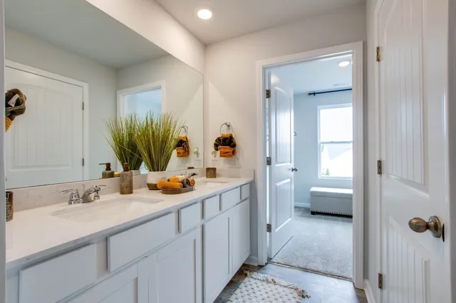 $439,990 | 1017 Linn Cv Court, Gallatin, TN 37066