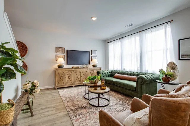 $439,990 | 1017 Linn Cv Court, Gallatin, TN 37066