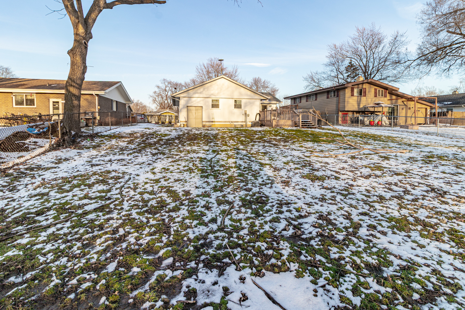 412 Northgate Road Lindenhurst, IL 60046 - Photo 23 of 24