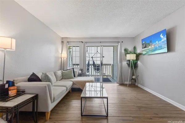 $545,000 | 94-1467 Waipio Uka Street, Unit T204, Waipahu, HI 96797