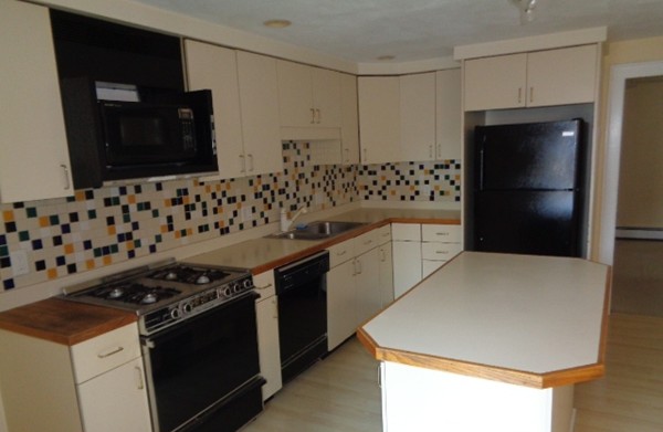 19 School Street, Unit R Beverly, MA 01915 - Photo 2 of 7 Gallery Image 2