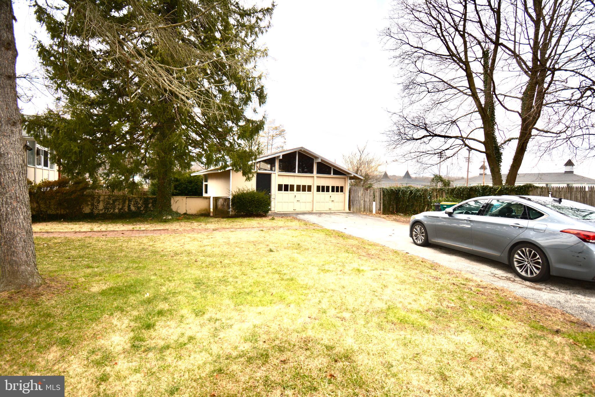 133 Berkley Road Devon, PA 19333 - Photo 5 of 41