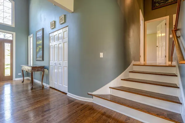 $1,190,400 | 3031 Farner Court, Deerfield, IL 60015