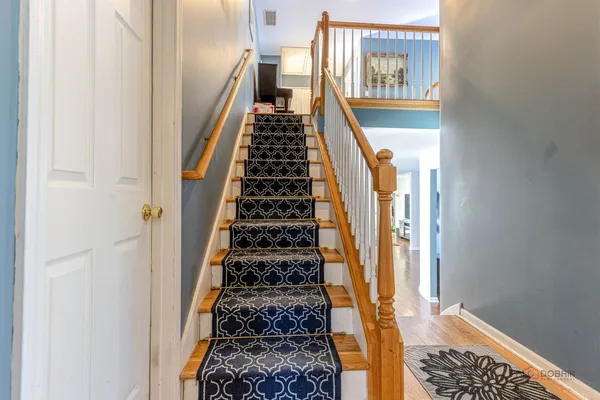 $1,190,400 | 3031 Farner Court, Deerfield, IL 60015