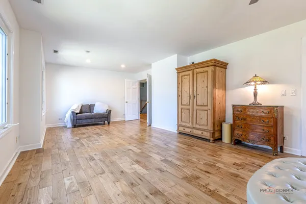 $1,190,400 | 3031 Farner Court, Deerfield, IL 60015