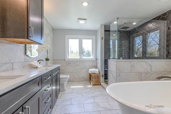 $1,190,400 | 3031 Farner Court, Deerfield, IL 60015
