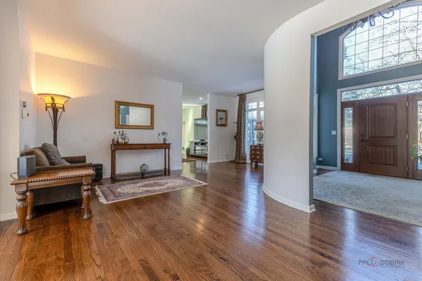 $1,190,400 | 3031 Farner Court, Deerfield, IL 60015