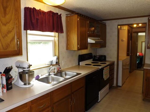 202 Mill Street Eagle River, WI 54521 - Photo 4 of 15 Gallery Image 4