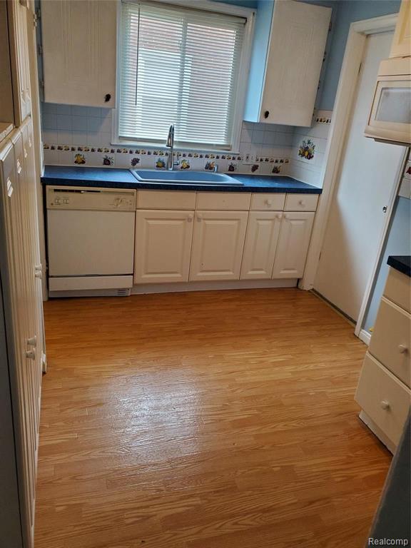 10044 Inkster Road Redford, MI 48239 - Photo 12 of 16