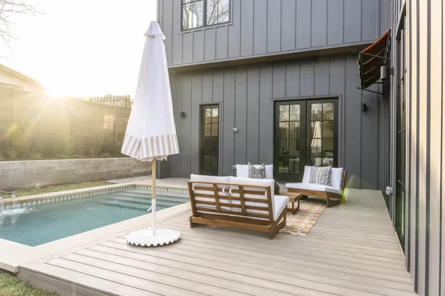 $2,250,000 | 2015 Holland Avenue, Austin, TX 78704