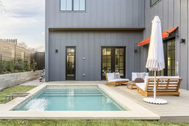 $2,250,000 | 2015 Holland Avenue, Austin, TX 78704