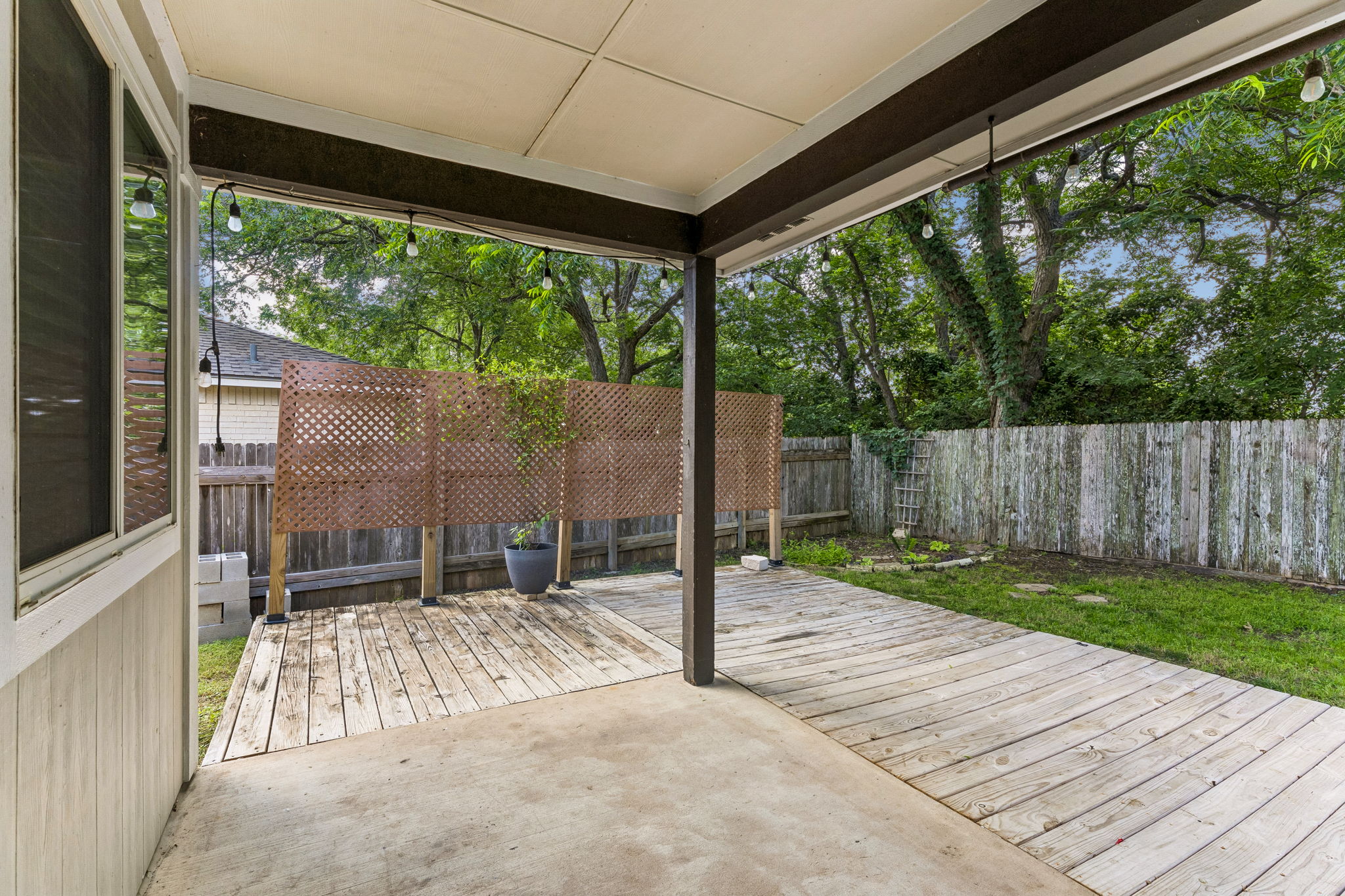 1911 Ralph C Craig Lane Austin, TX 78748 - Photo 27 of 34 Covered back patio with extended deck.