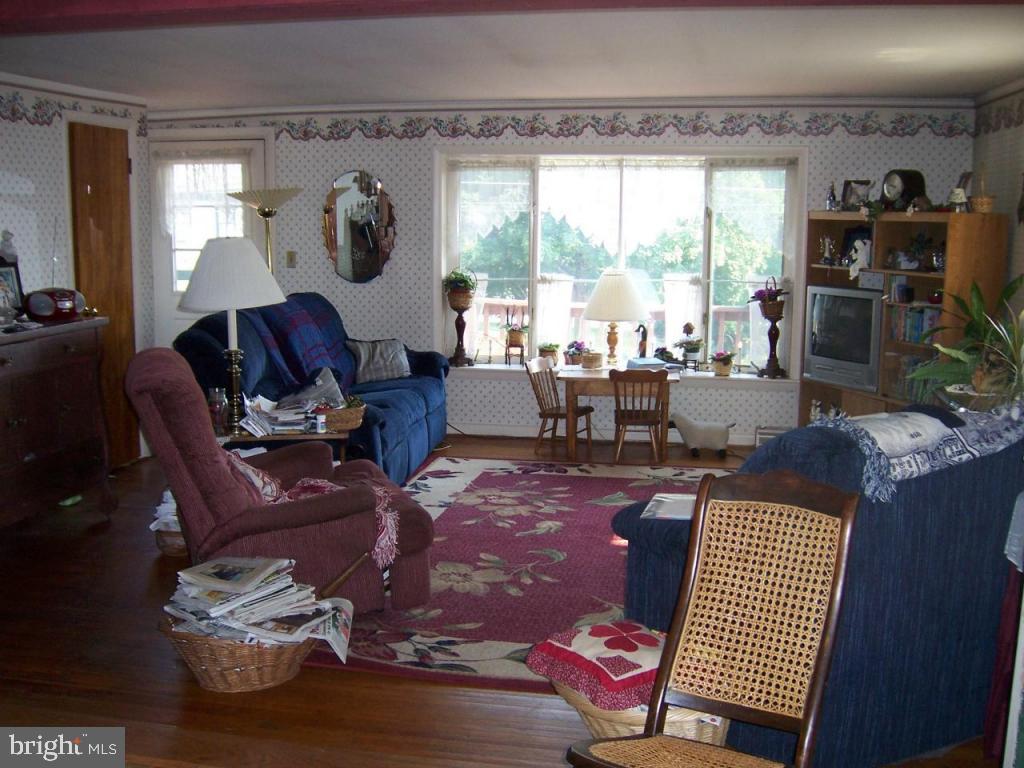 788 Hopeland Road Lititz, PA 17543 - Photo 5 of 7 a living room with furniture and a large window