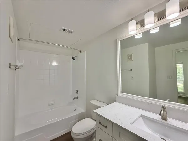 $3,341 | 6740 Windhaven Parkway, Unit 6027, The Colony, TX 75056