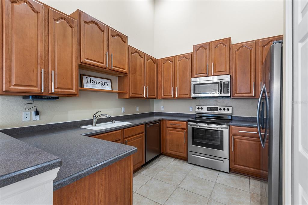 2634 Rutledge Court Winter Haven, FL 33884 - Photo 10 of 30