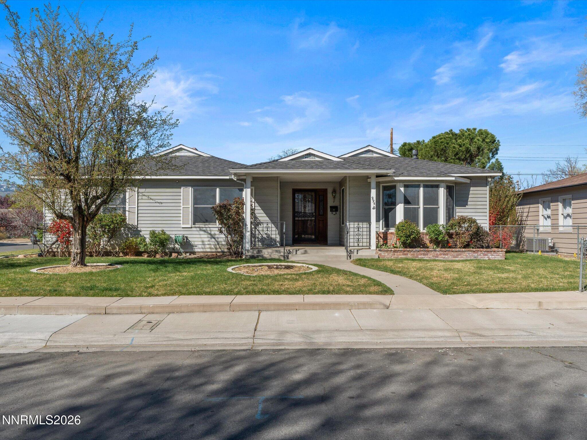 995 Bates Avenue Reno, NV 89502 - Photo 1 of 43 01-995 Bates Ave-101