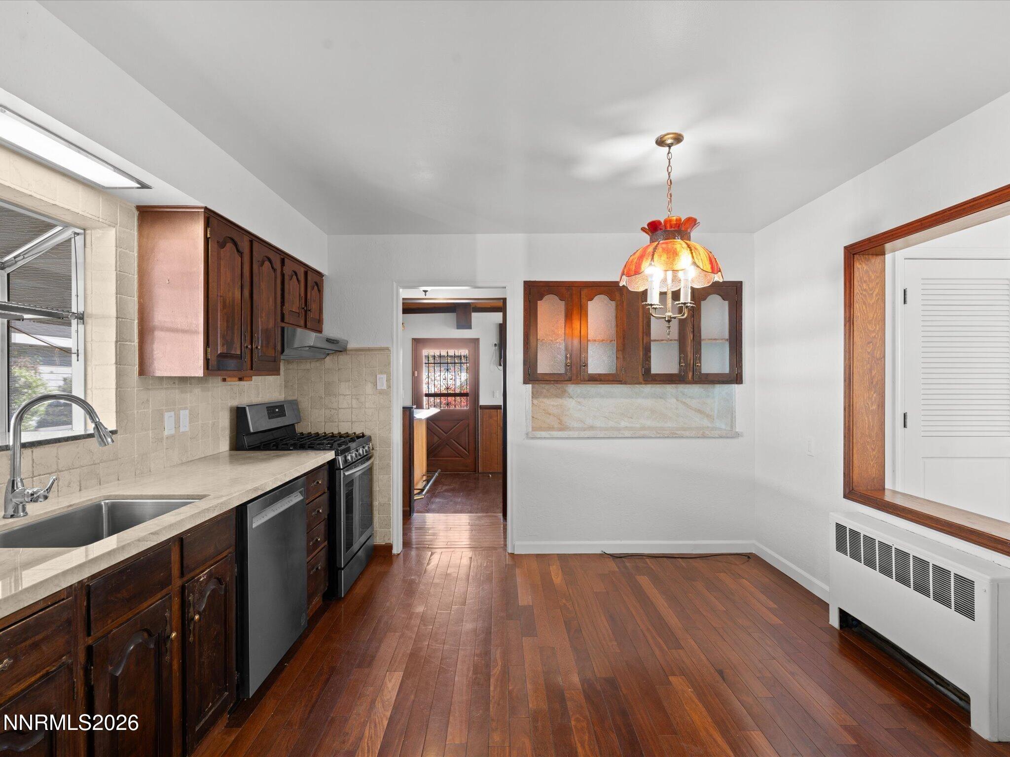 995 Bates Avenue Reno, NV 89502 - Photo 17 of 43 17-995 Bates Ave-121