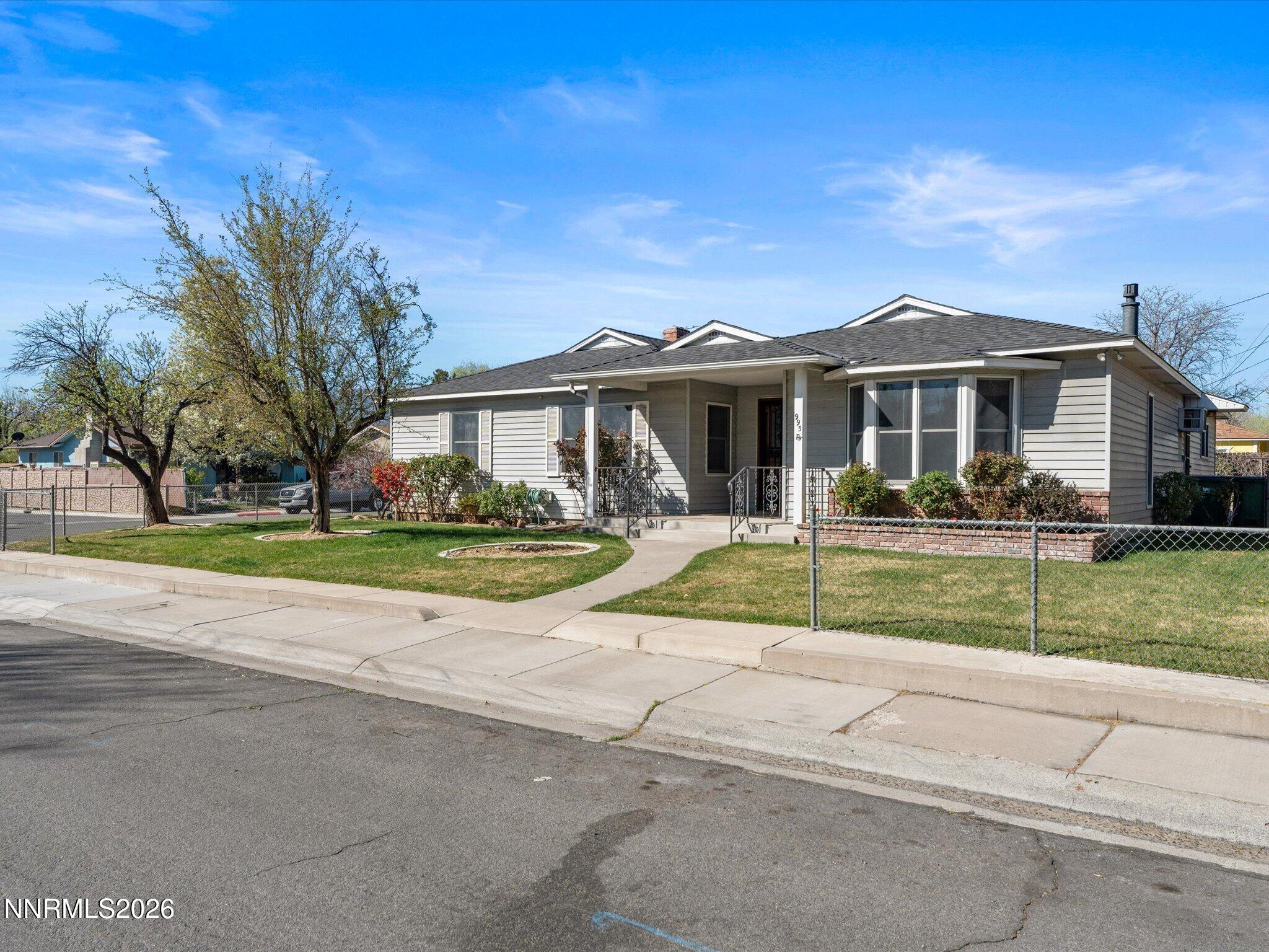 995 Bates Avenue Reno, NV 89502 - Photo 2 of 43 02-995 Bates Ave-102