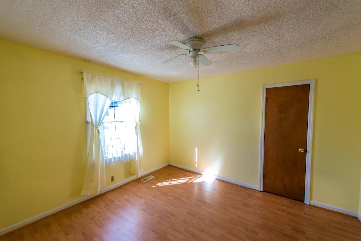 4202 Greenbriar Road Chattanooga, TN 37412 - Photo 5 of 23 16