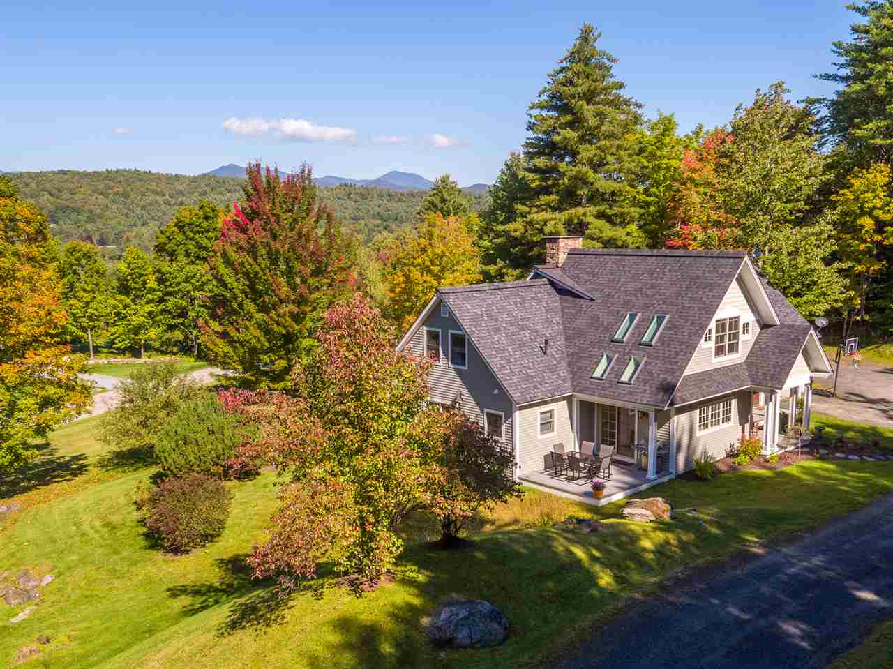 399 Old Farm Road Stowe, VT 05672 - Photo 1 of 28
