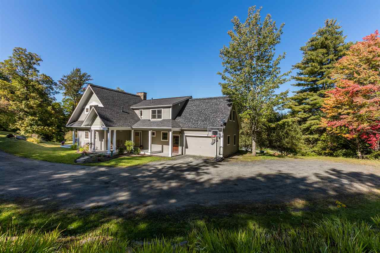 399 Old Farm Road Stowe, VT 05672 - Photo 2 of 28
