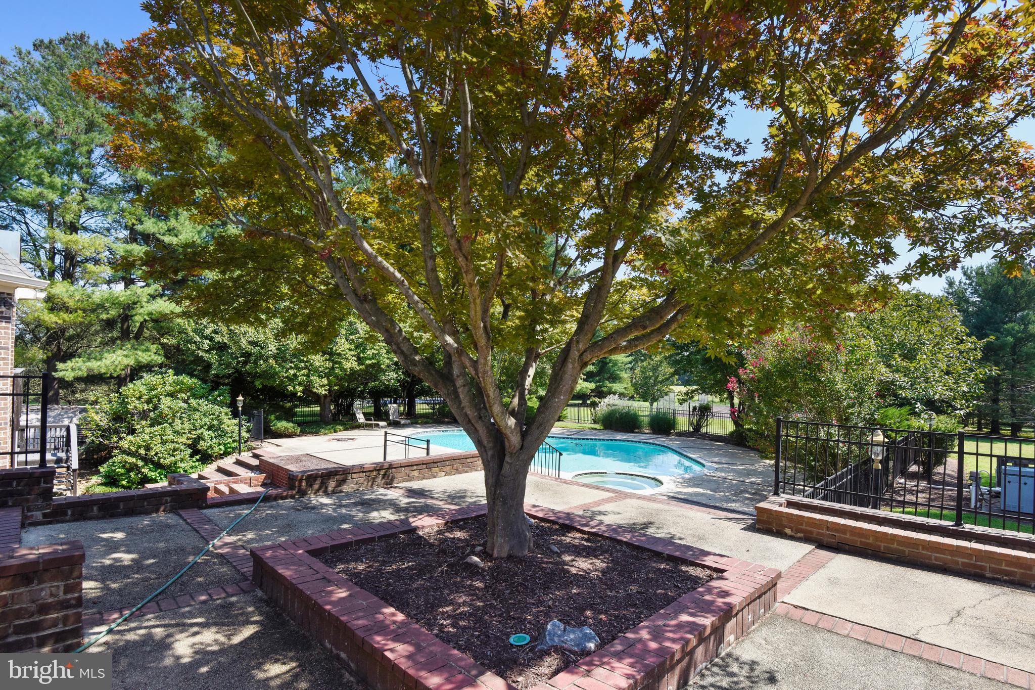 10922 Brent Road Potomac, MD 20854 - Photo 29 of 36